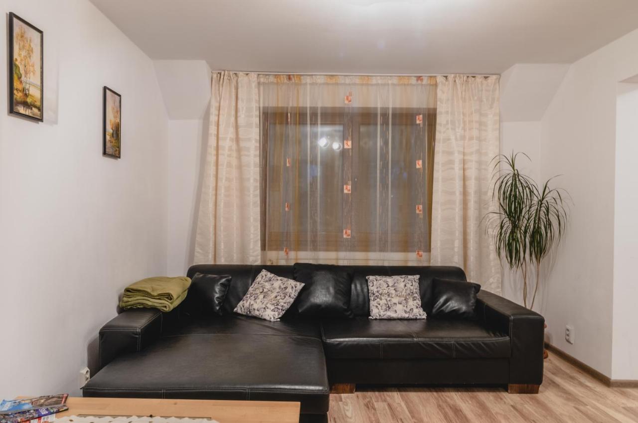 Smb Holiday Apartment Braşov Esterno foto