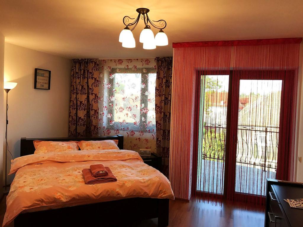Smb Holiday Apartment Braşov Esterno foto