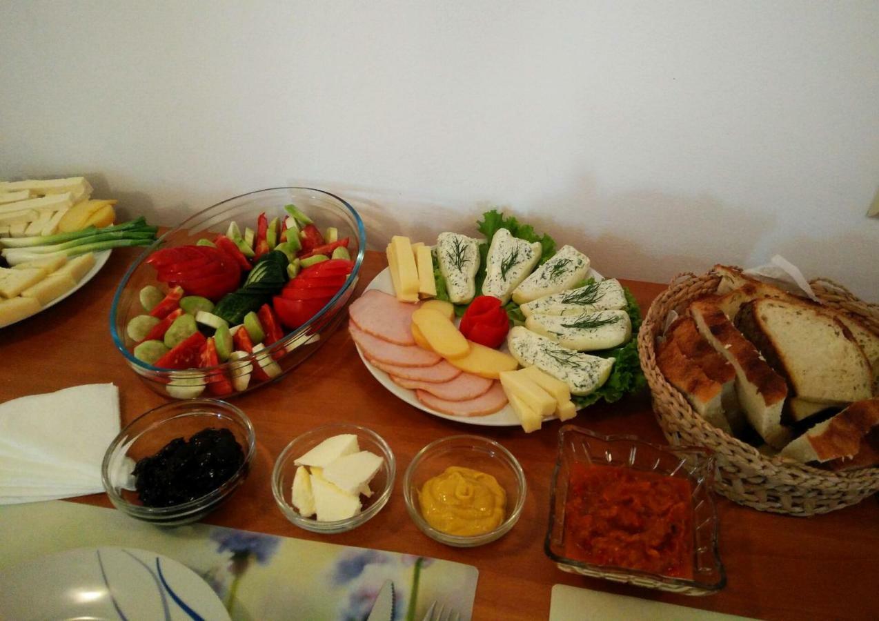 Smb Holiday Apartment Braşov Esterno foto